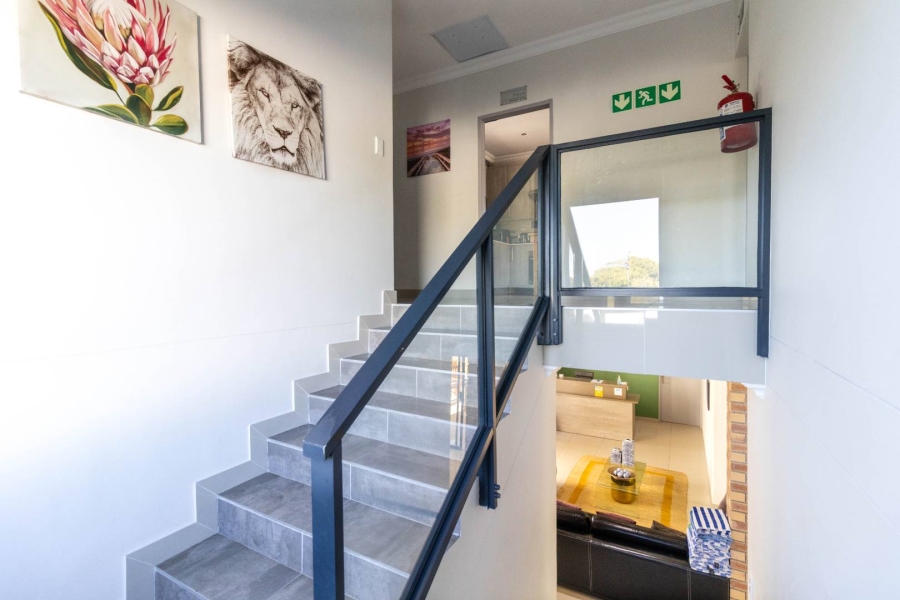 7 Bedroom Property for Sale in Sandbaai Western Cape